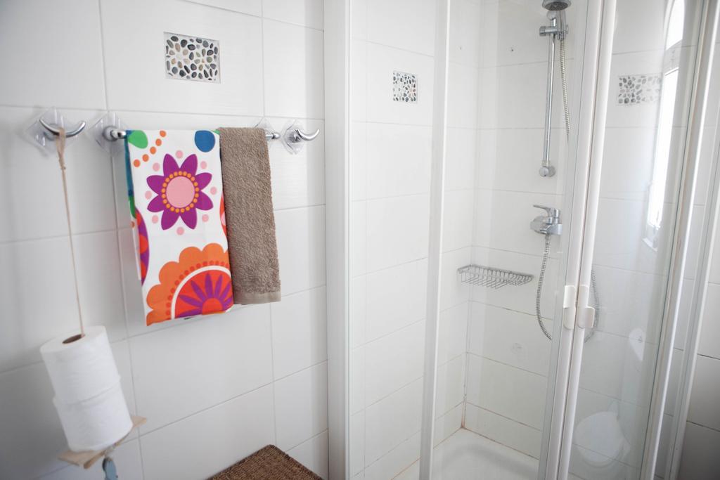 Aquarian Beachfront Apartment 拉纳卡 外观 照片